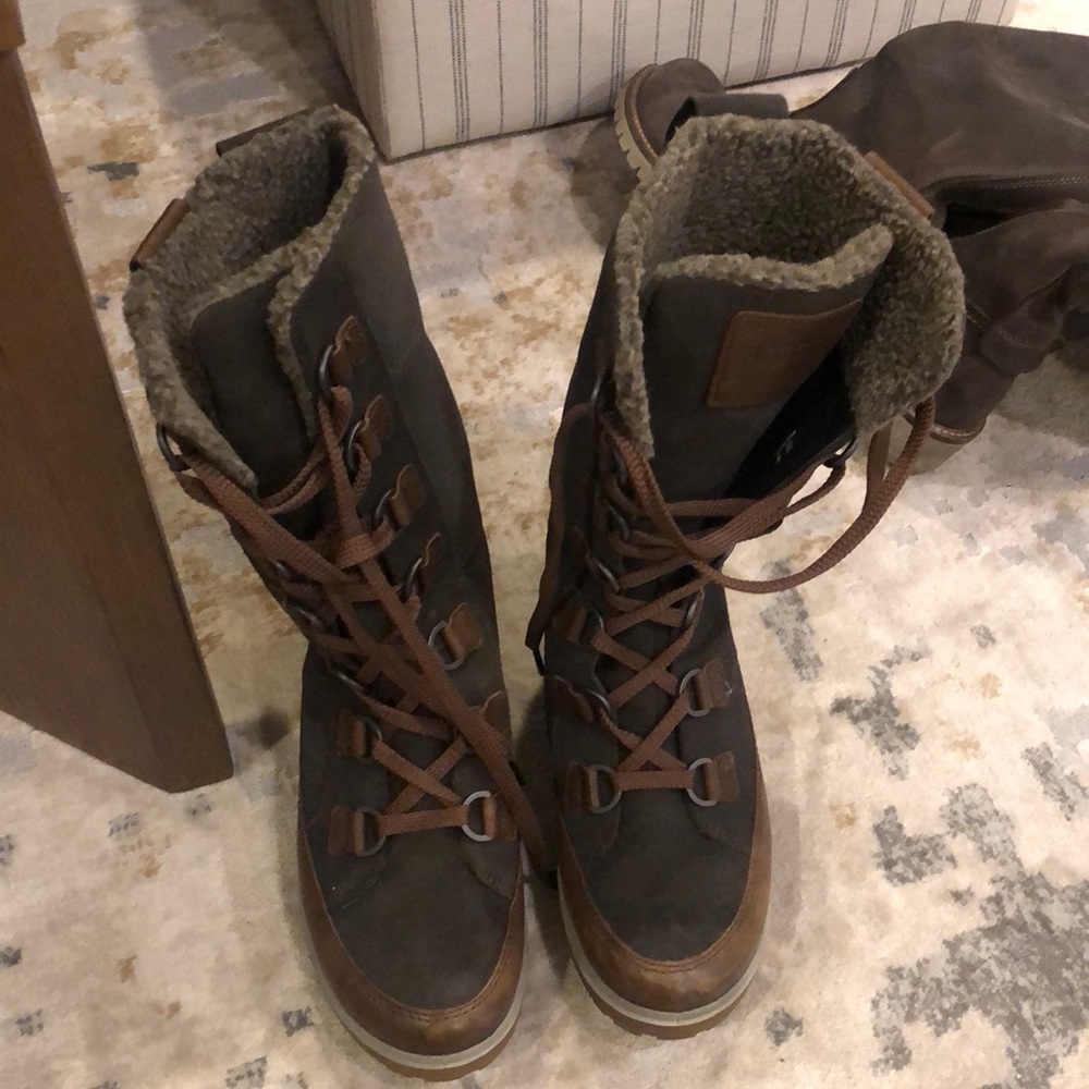 Ecco woman boots